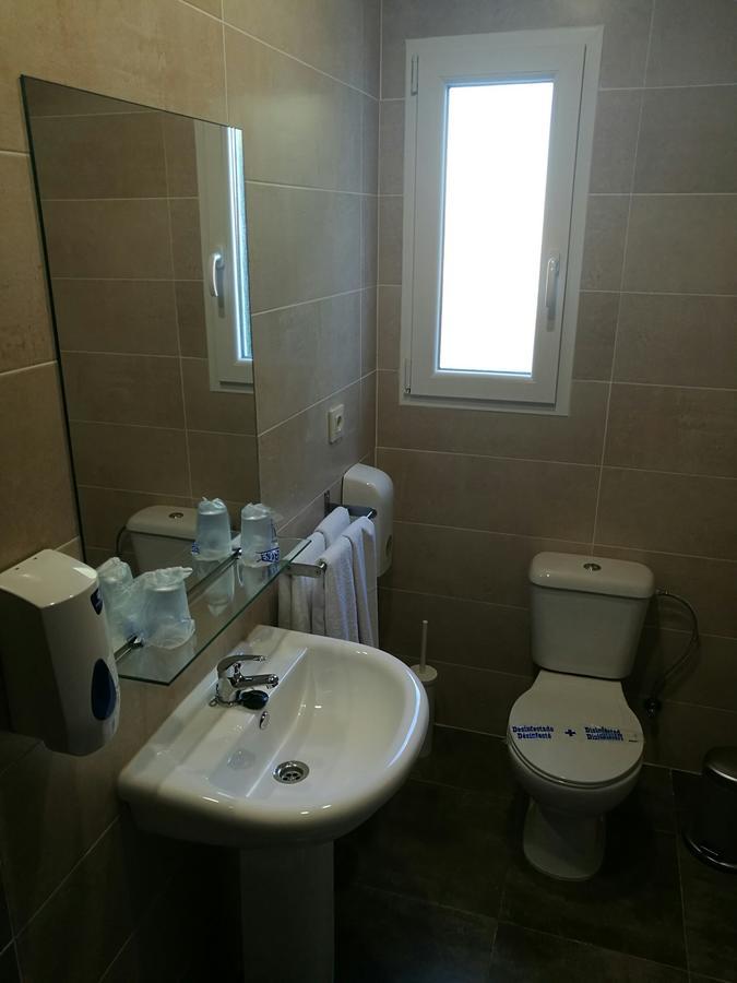 Hostal Los Gabrieles Albacete Extérieur photo