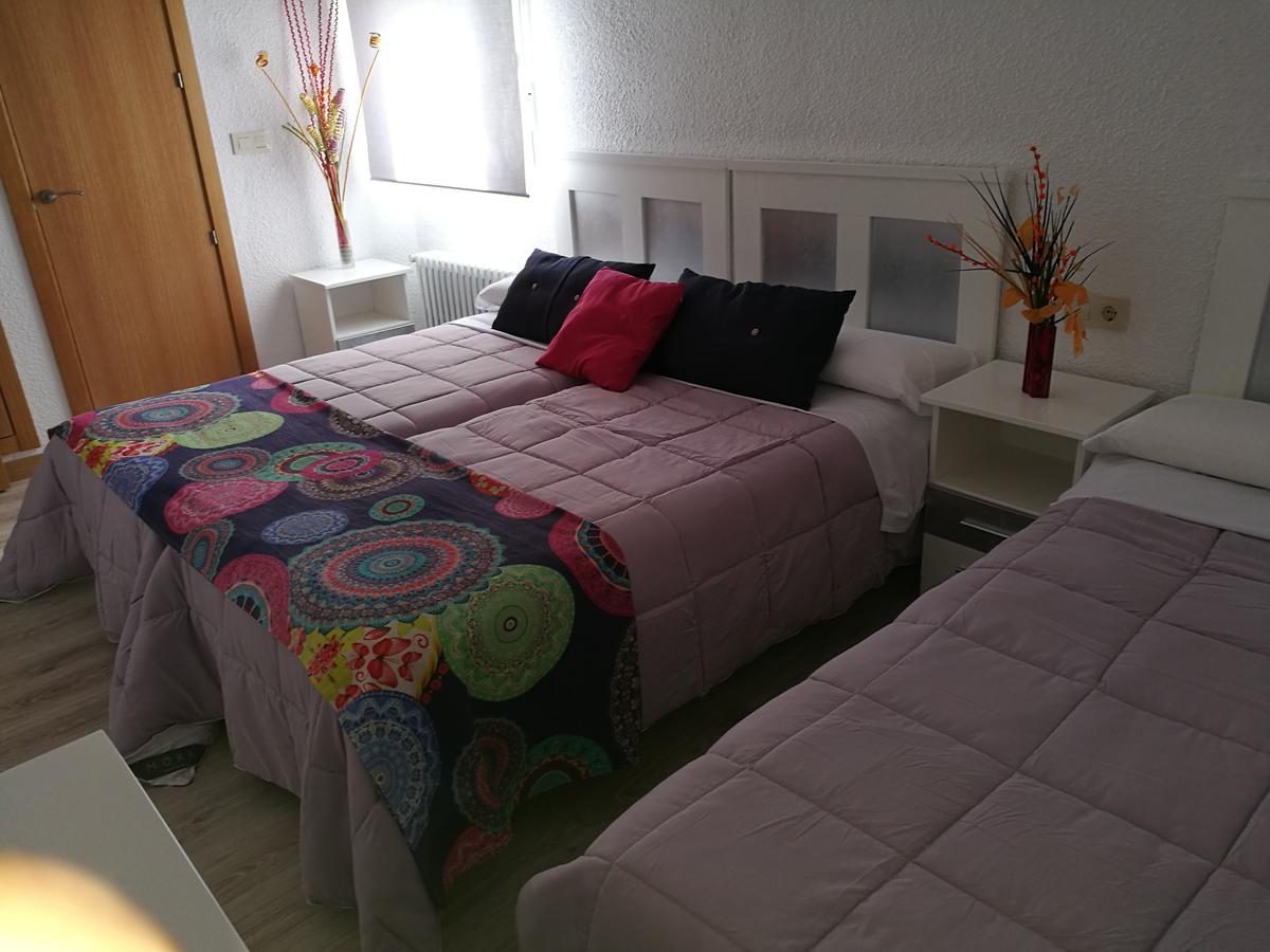 Hostal Los Gabrieles Albacete Extérieur photo