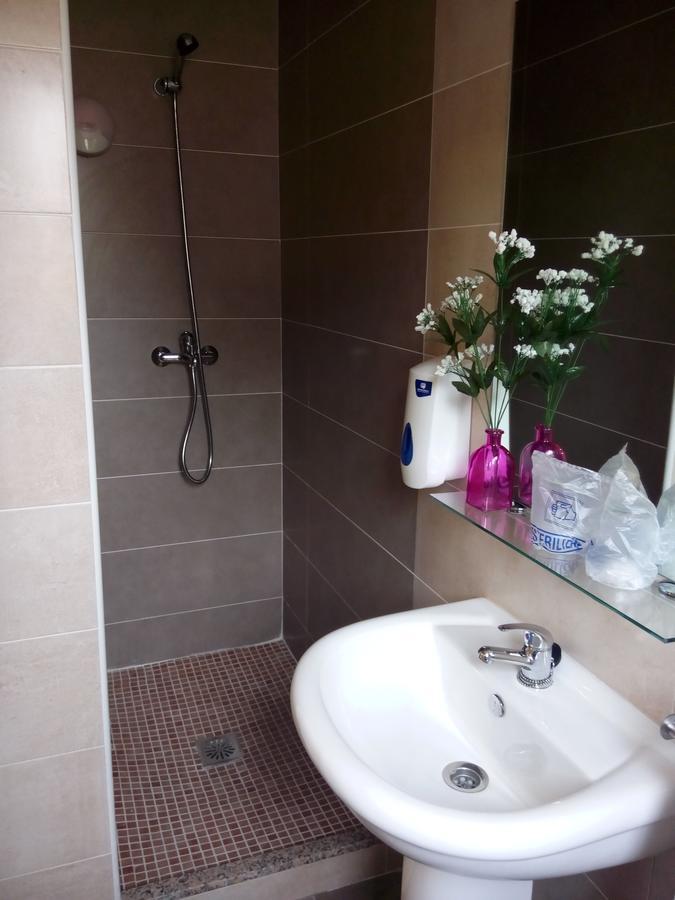 Hostal Los Gabrieles Albacete Extérieur photo